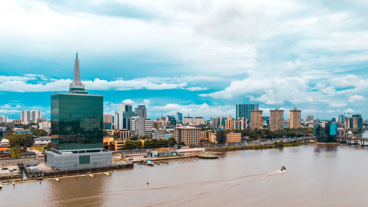 Why Smart Investors, HNIs & Diaspora Nigerians Are Quietly Buying Luxury Property in Lagos Right Now – 2026 Edition