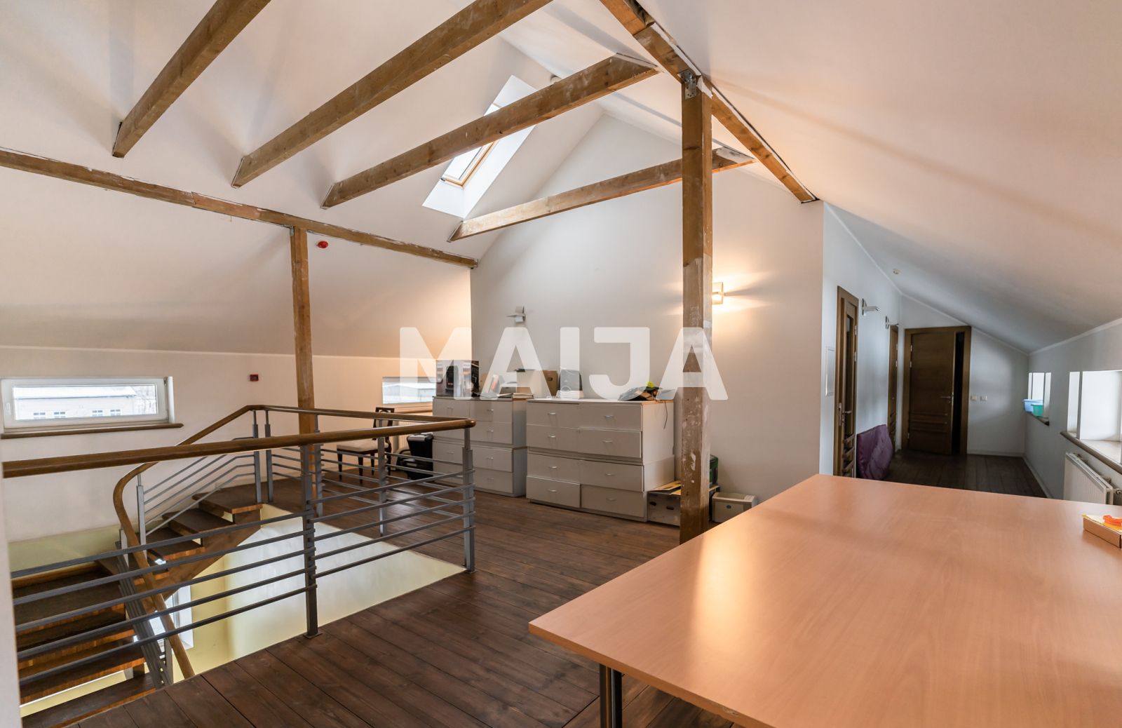 Офис 3 882 м² Пиньки, Латвия