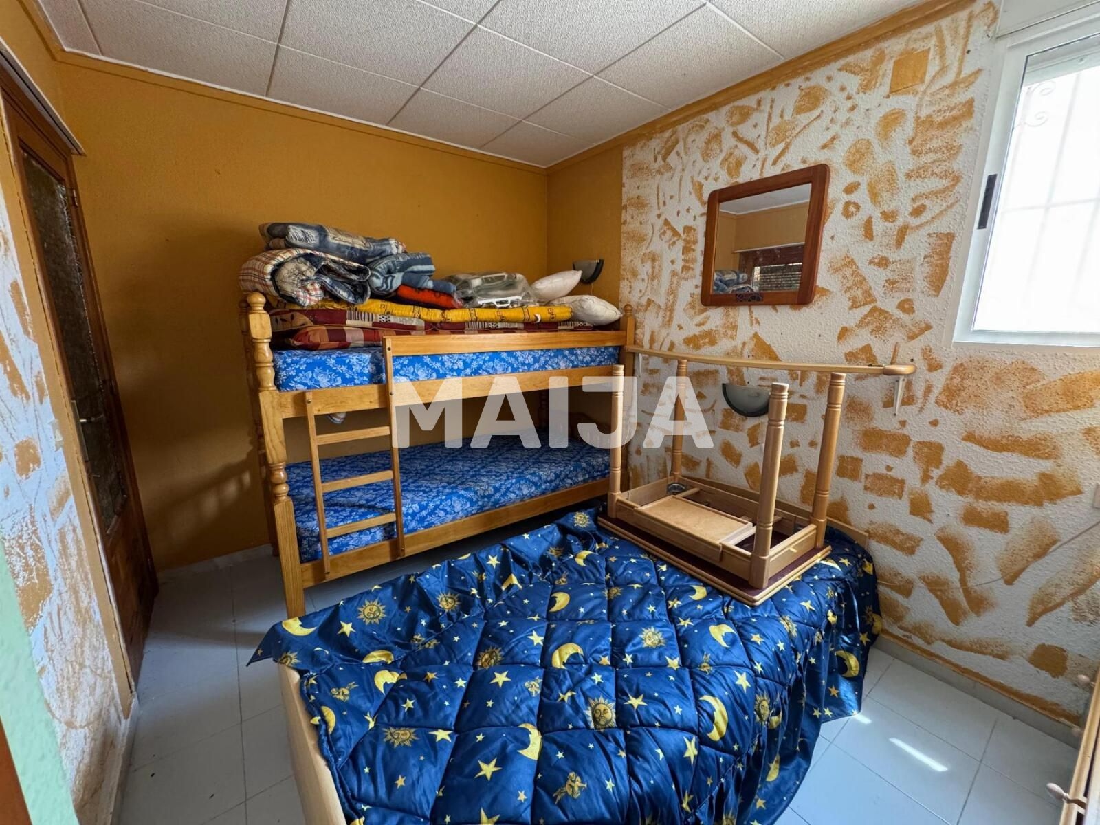 Mieszkanie 3 pokoi 65 m² Torrevieja, Hiszpania