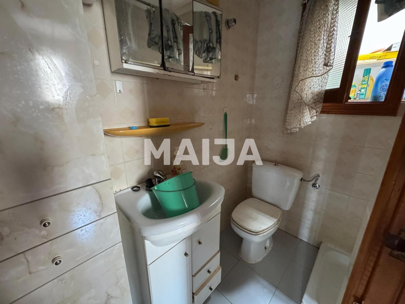 Mieszkanie 3 pokoi 65 m² Torrevieja, Hiszpania