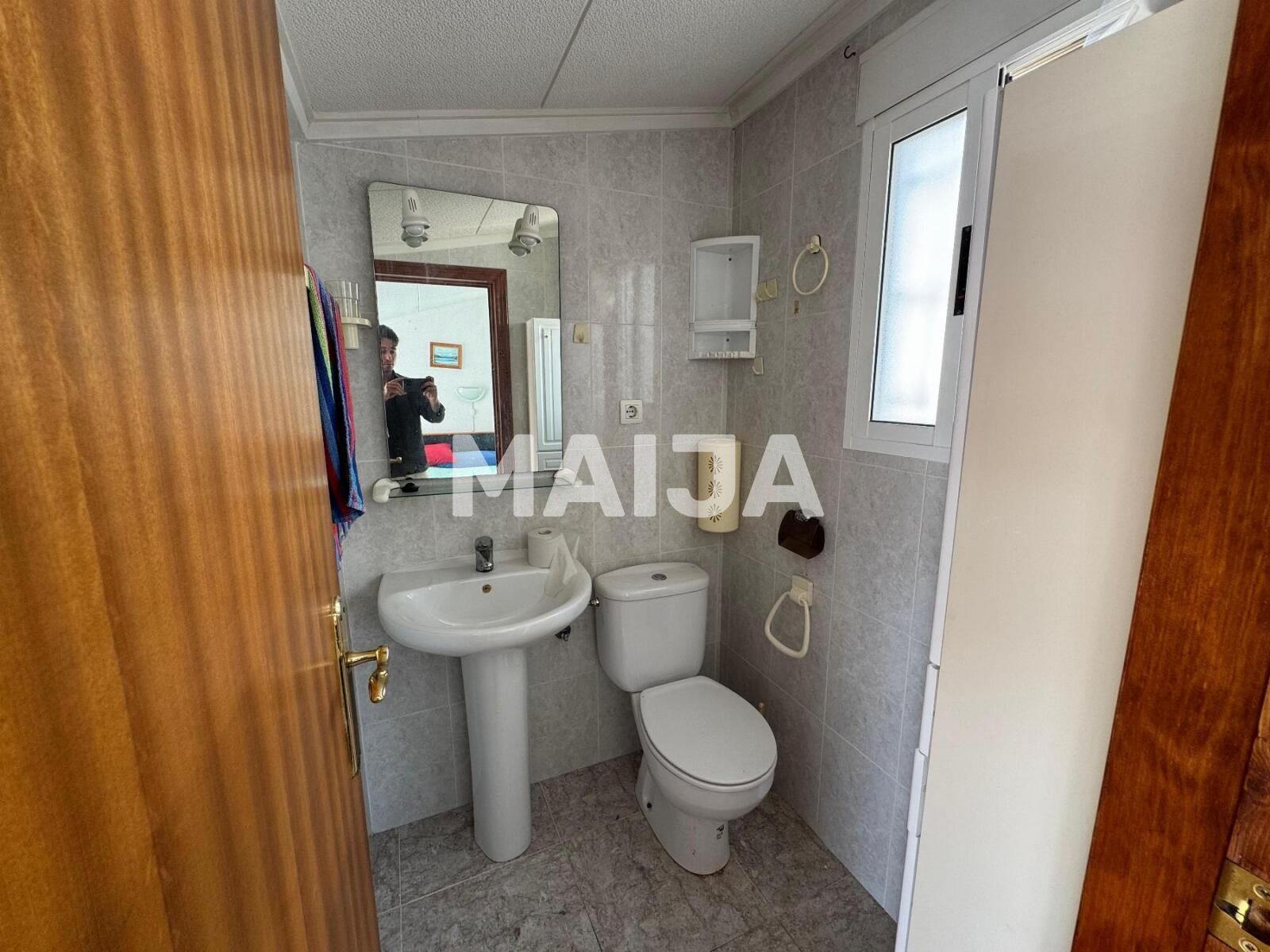 Mieszkanie 3 pokoi 65 m² Torrevieja, Hiszpania