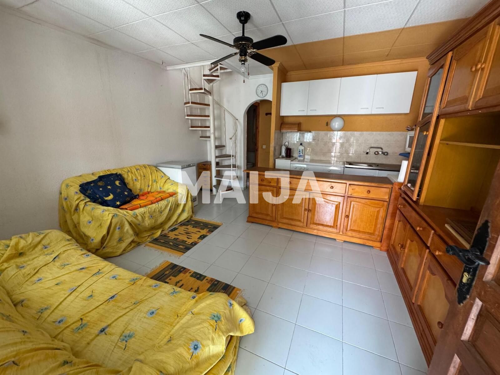 Mieszkanie 3 pokoi 65 m² Torrevieja, Hiszpania