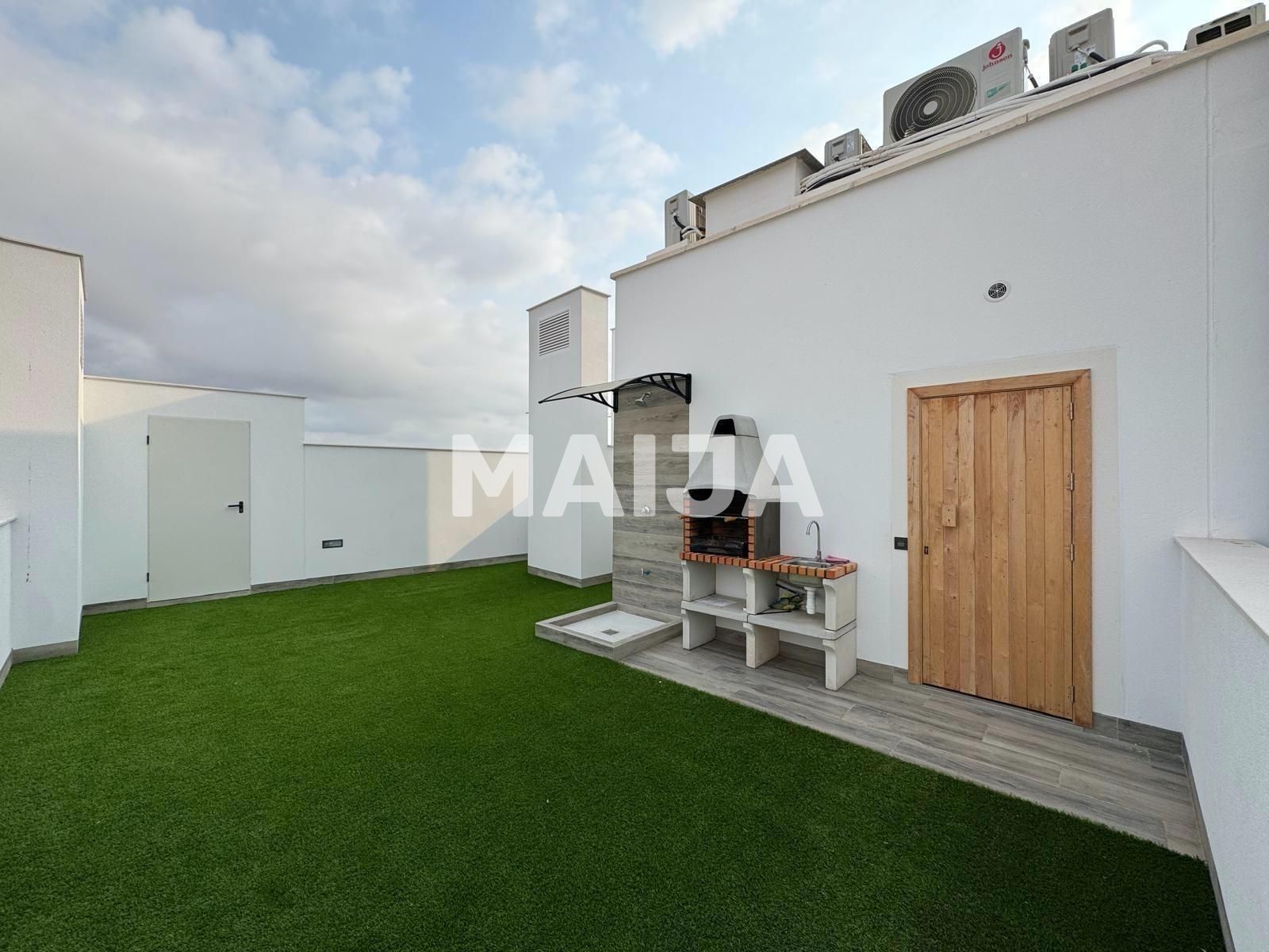 Mieszkanie 3 pokoi 82 m² Torrevieja, Hiszpania