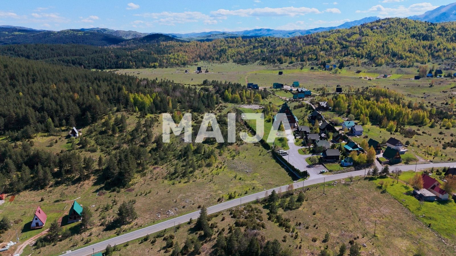 Parcelas  Mezdo, Montenegro