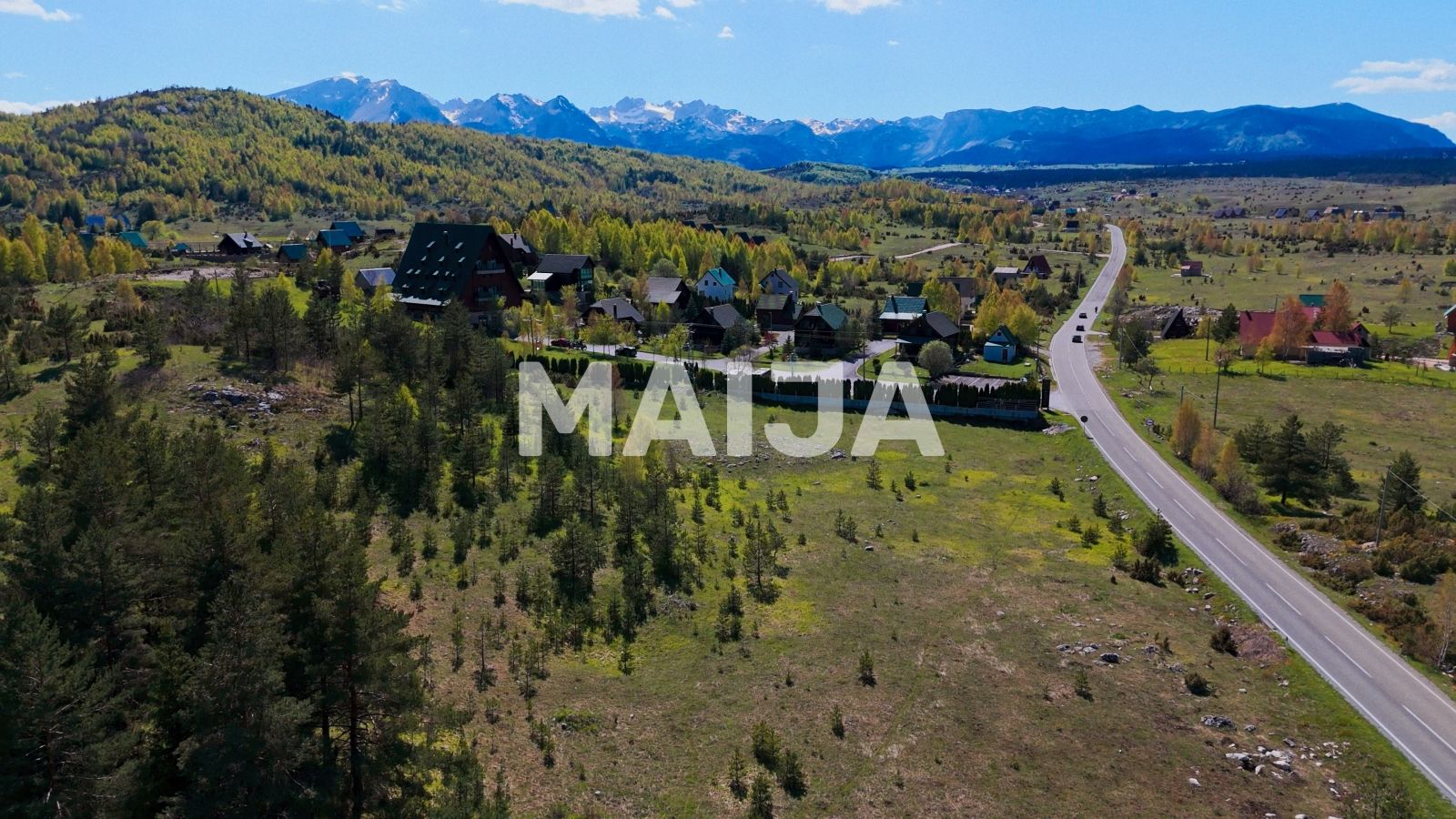 Parcelas  Mezdo, Montenegro