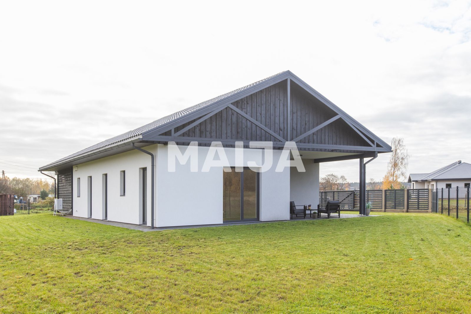 Maison  Bergi, Lettonie