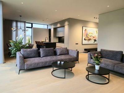 រូបភាពអចលនទ្រព្យ