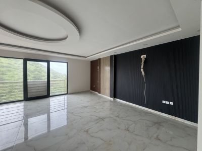 រូបភាពអចលនទ្រព្យ