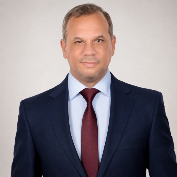 Birol Dikmen